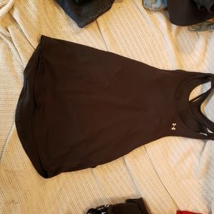Under armour workout shirt with built in bra
